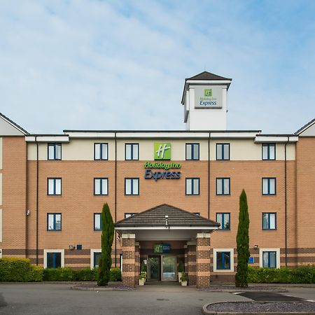 Holiday Inn Express London - Dartford By Ihg Exterior foto