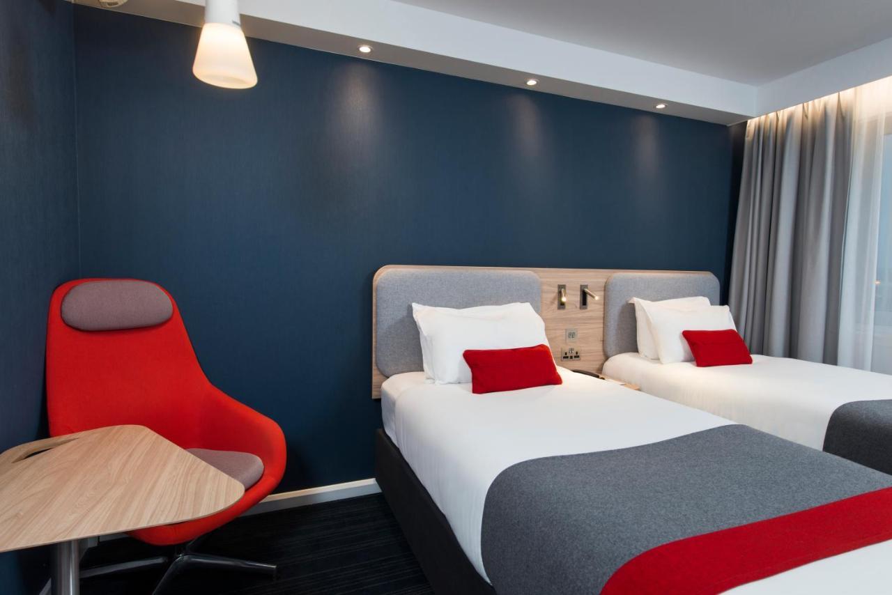 Holiday Inn Express London - Dartford By Ihg Exterior foto