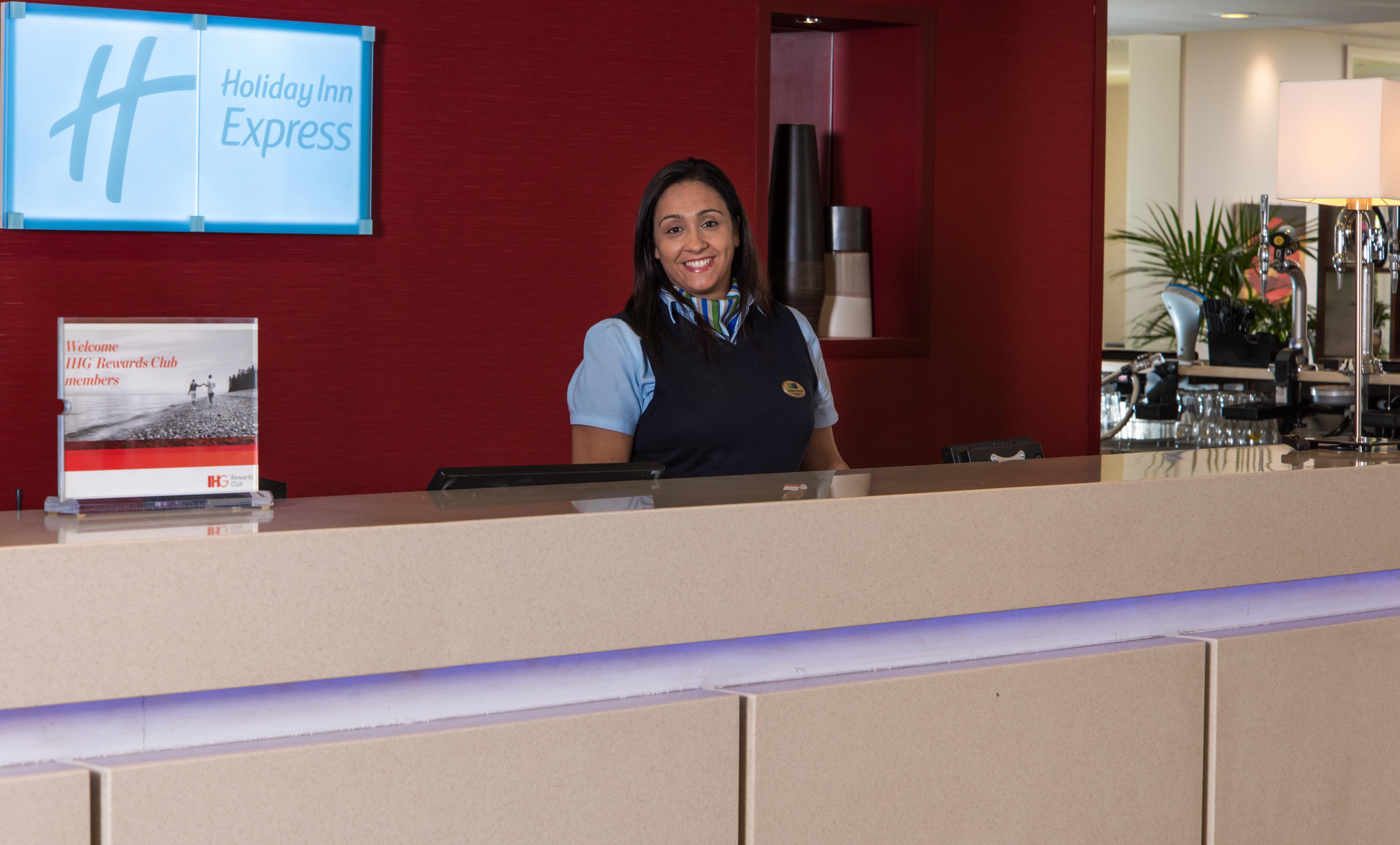 Holiday Inn Express London - Dartford By Ihg Exterior foto